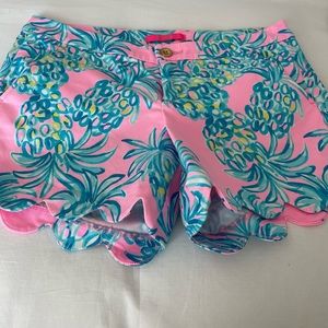 Ladies Lilly Buttercup shorts EUC